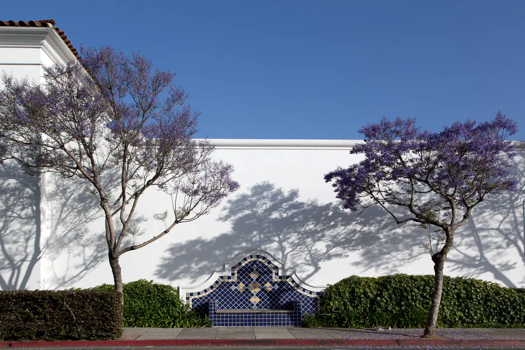 Downtown architectural details in Santa Barbara, California LCCN2013631913.tif